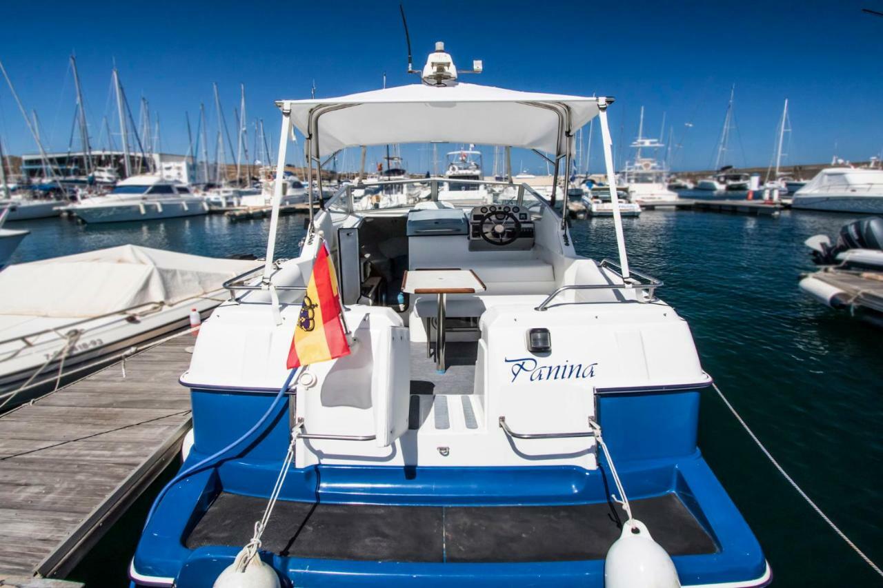 فندق Cozy Boat To Unwind By The Ocean بْوُرتو كاليرو المظهر الخارجي الصورة