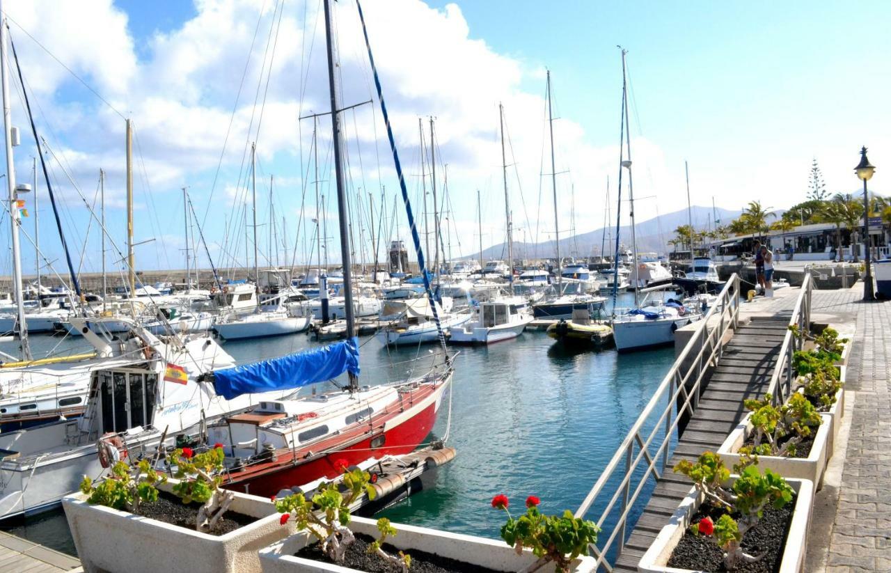 فندق Cozy Boat To Unwind By The Ocean بْوُرتو كاليرو المظهر الخارجي الصورة